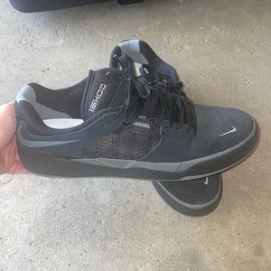 Mens Nike SB Ishod size 11